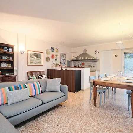 Daire Penthouse 5 Minutes From The Vatican - 5 Bedrooms & 4 Bathrooms Roma
