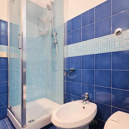 Penthouse 5 Minutes From The Vatican - 5 Bedrooms & 4 Bathrooms * 罗马